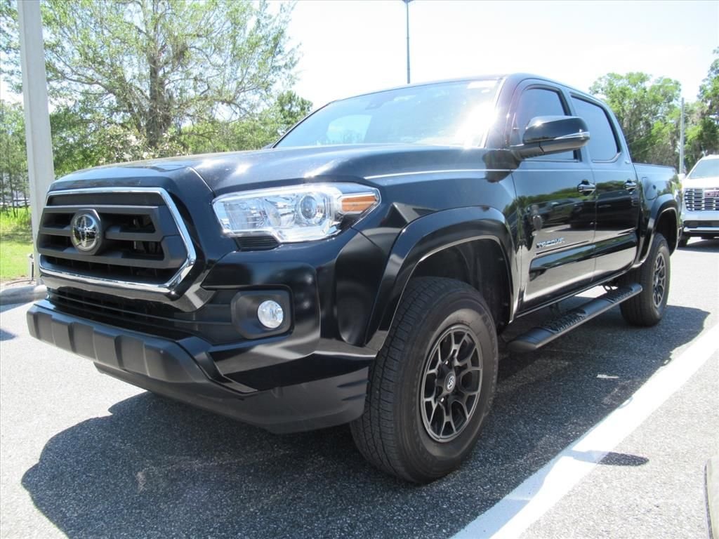 Used 2022 Black Toyota SR5 image 2