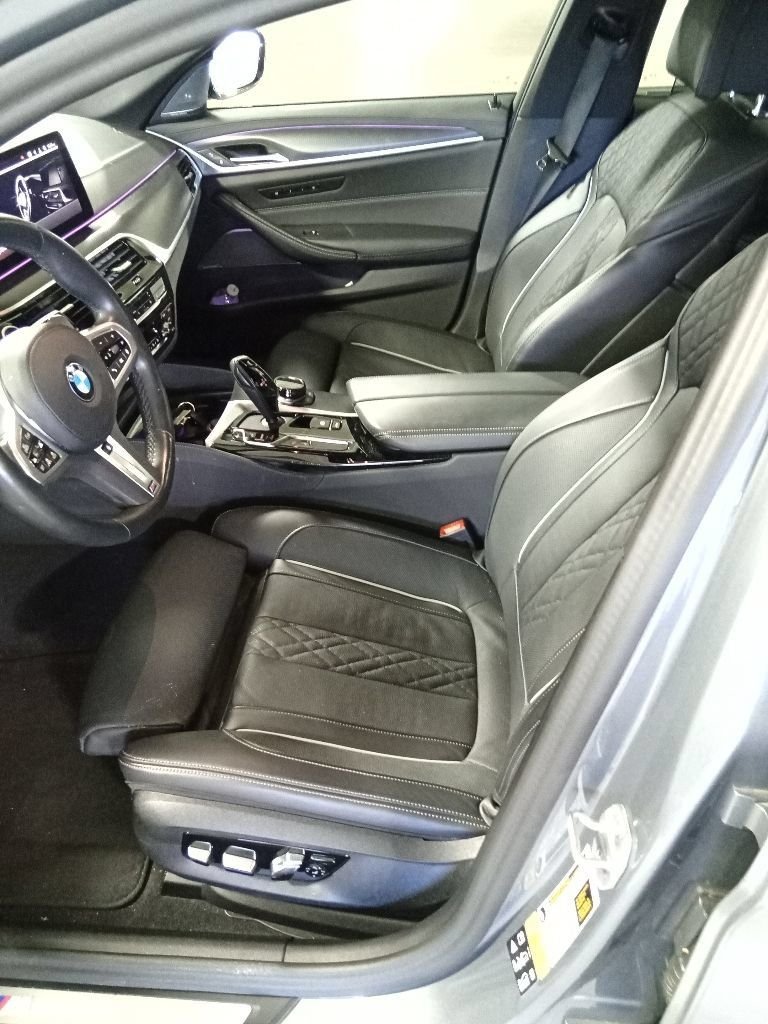 Used 2023 Skyscraper Gray Metallic BMW M550i xDrive image 9
