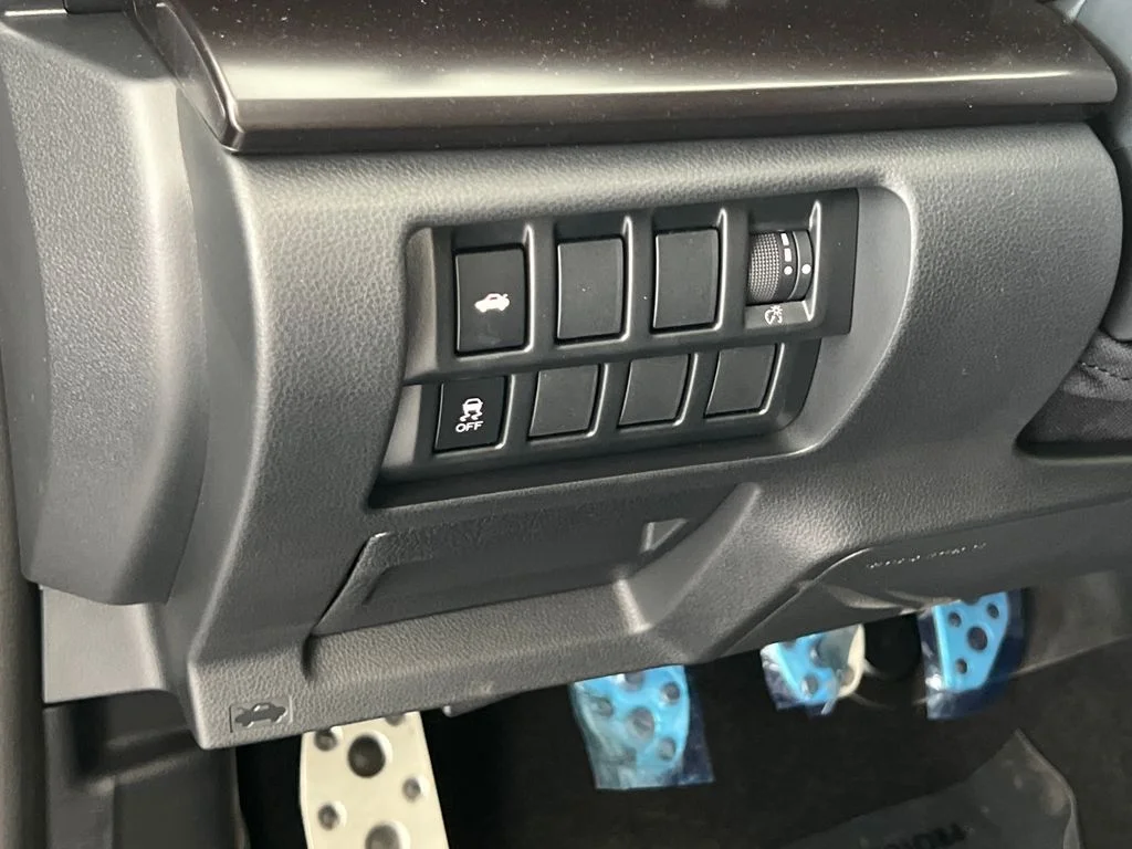 New 2026 ICE SILVER METALLIC Subaru Premium image 28