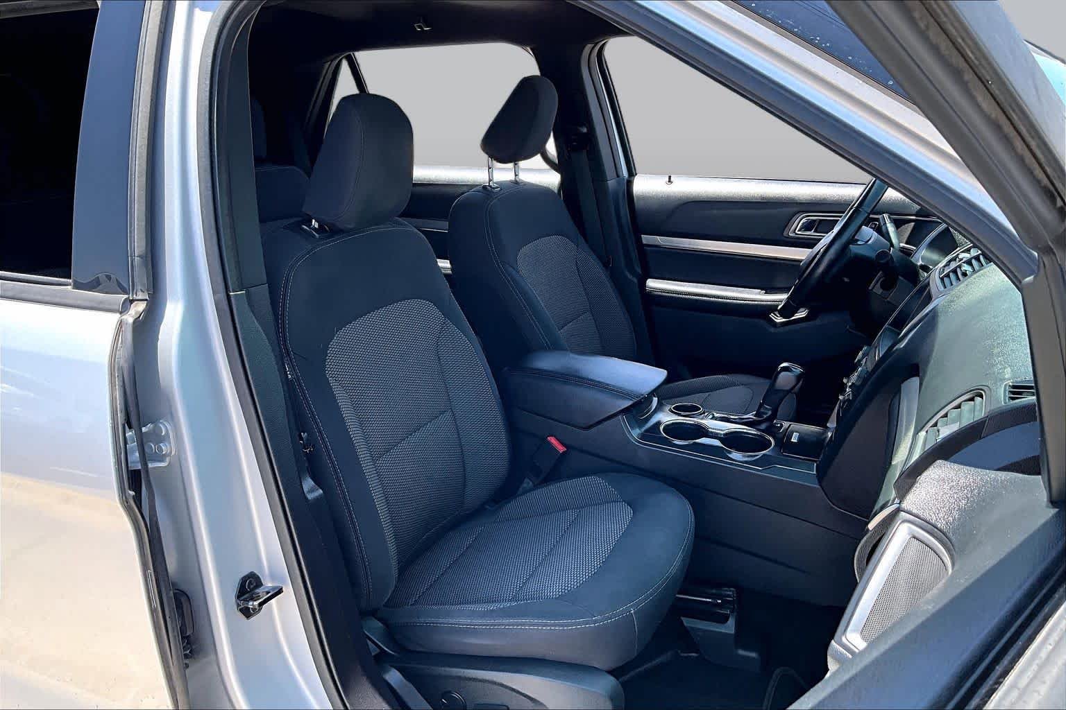 Used 2019 Ingot Silver Metallic Ford XLT image 9