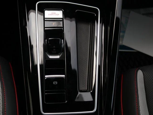 2025 Volkswagen Golf GTI Autobahn - Photo 19