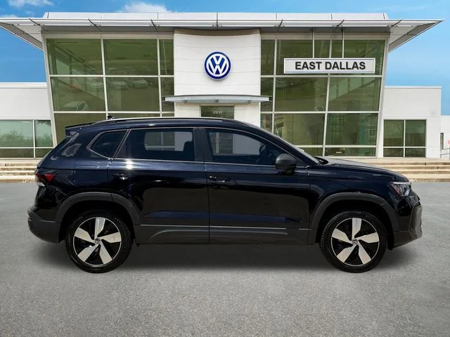 Used 2025  Volkswagen 1.5T S image 2