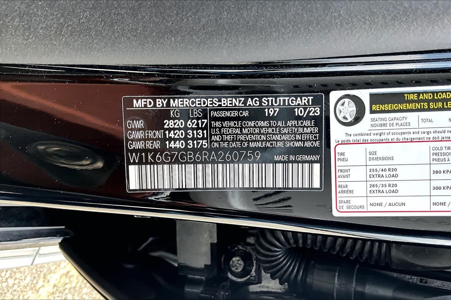 Used 2024 Obsidian Black Metallic Mercedes-Benz S 580 image 37