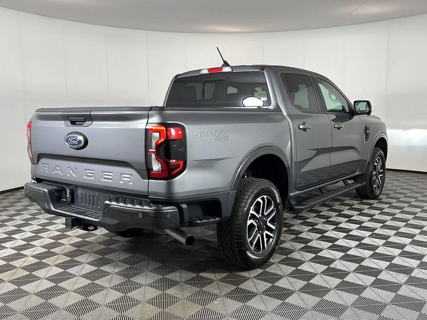 Used 2024 Carbonized Gray Ford LARIAT image 5