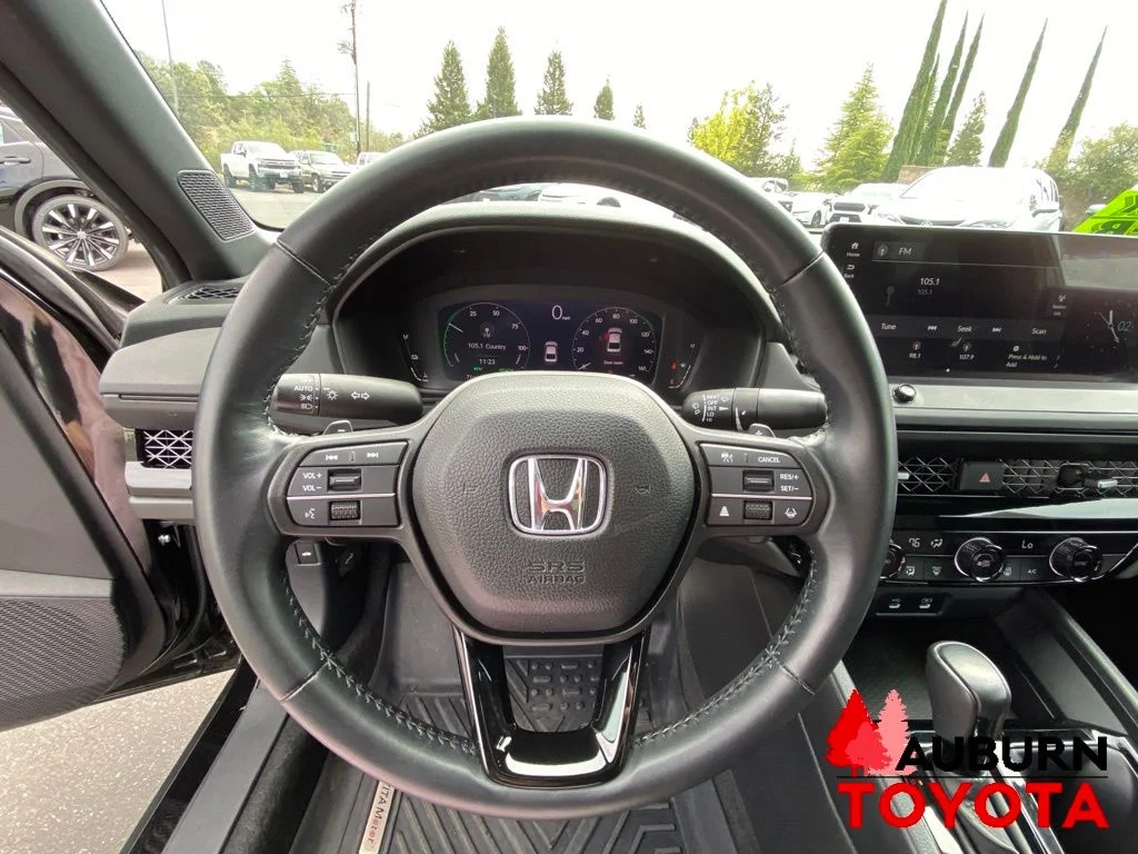 Used 2023 Crystal Black Pearl Honda Sport image 33
