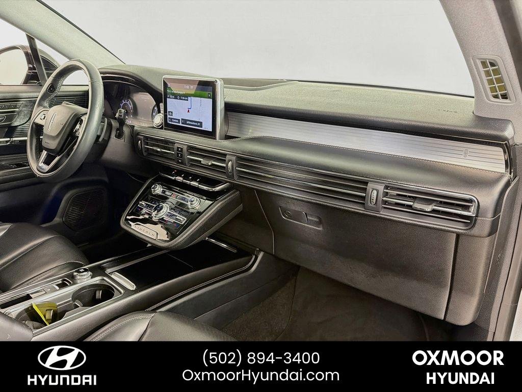 Used 2020 Magnetic Gray Lincoln Standard image 29