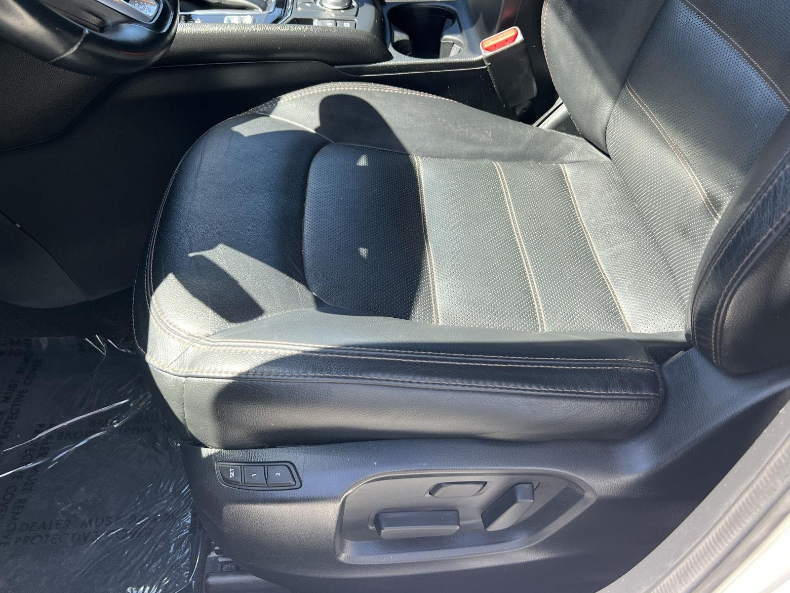 Used 2023 Rhodium White Metallic Mazda 2.5 S Preferred Package image 29