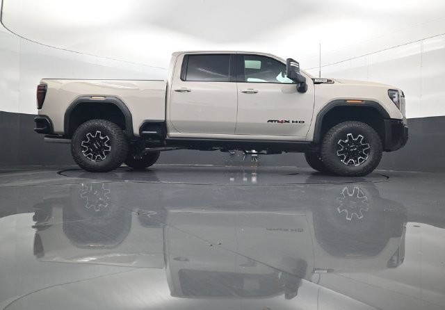 2026 GMC Sierra 2500HD AT4X - Photo 24