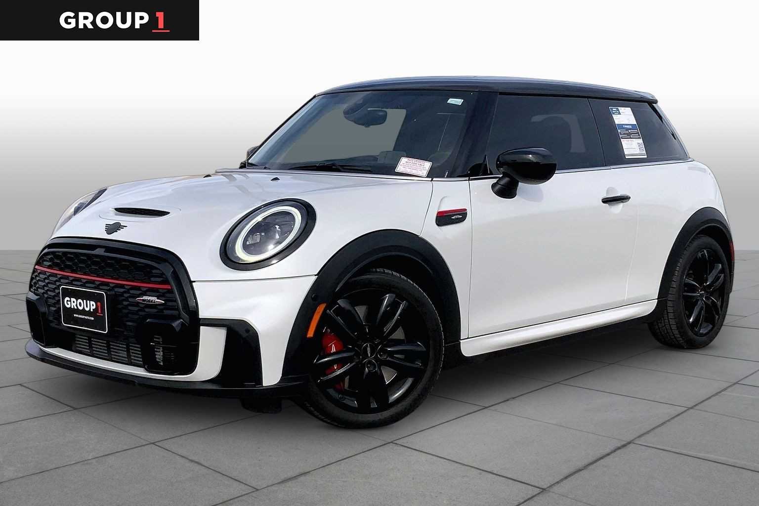2023 MINI Hardtop John Cooper Works's photo