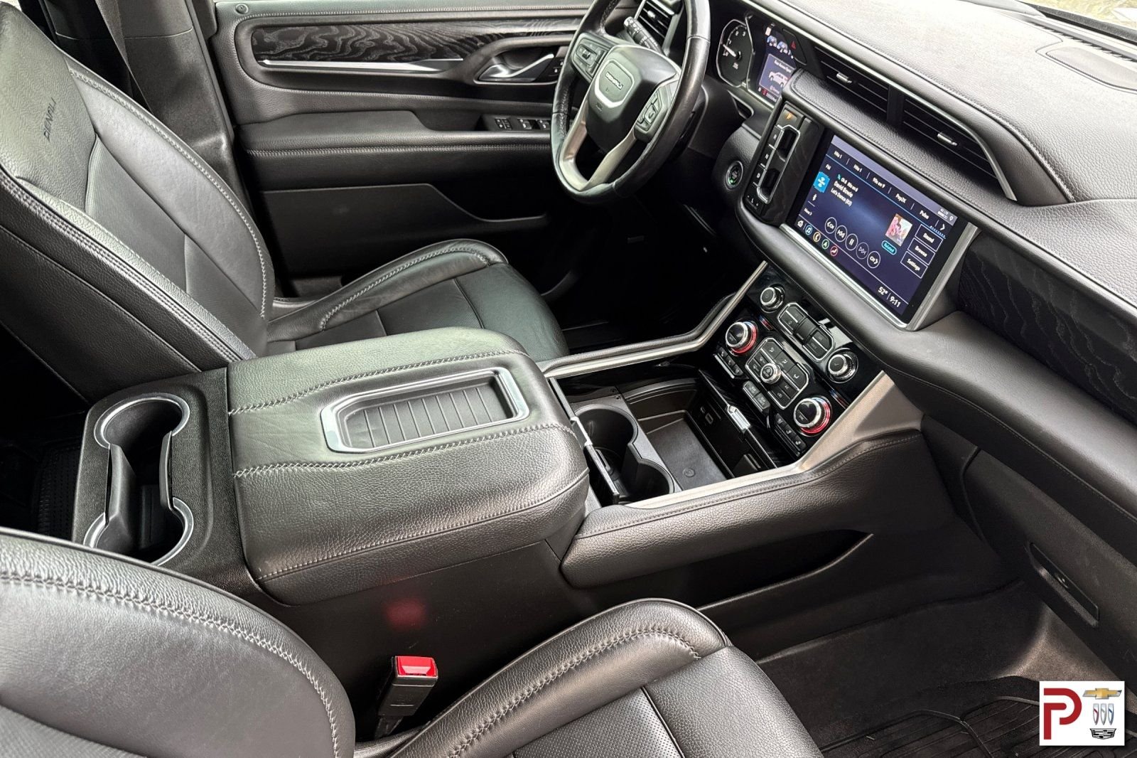 Used 2021 Gray GMC Denali image 21
