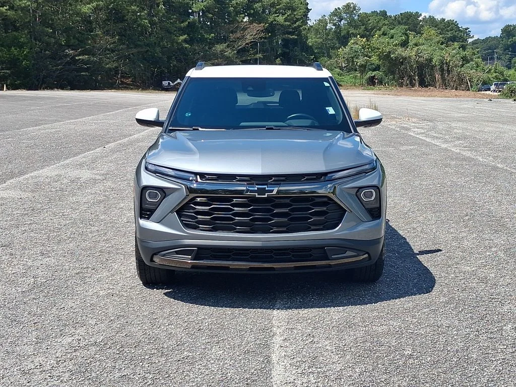 Used 2024 Gray Chevrolet ACTIV image 8
