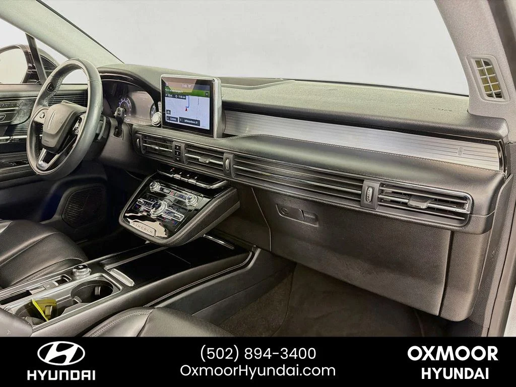 Used 2020 Magnetic Gray Lincoln Standard image 29