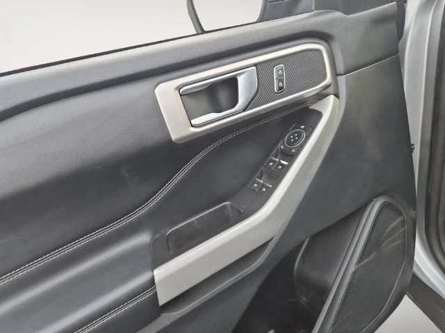 Used 2022 Silver Metallic Ford XLT image 10