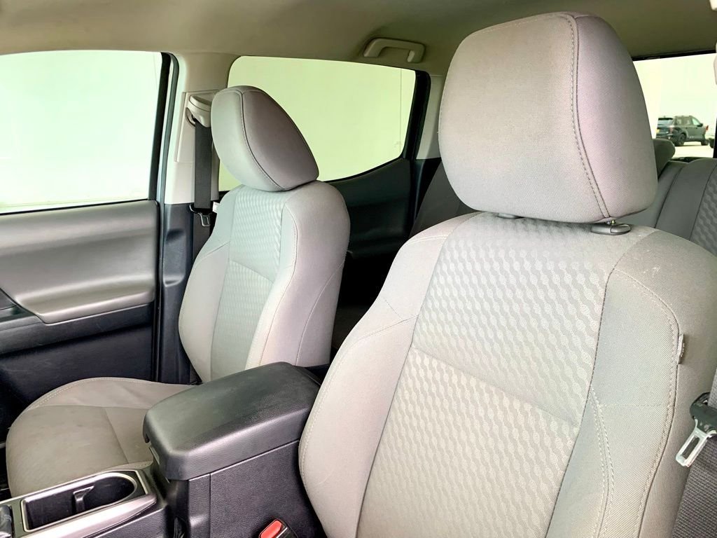 Used 2021 Silver Toyota SR5 image 16