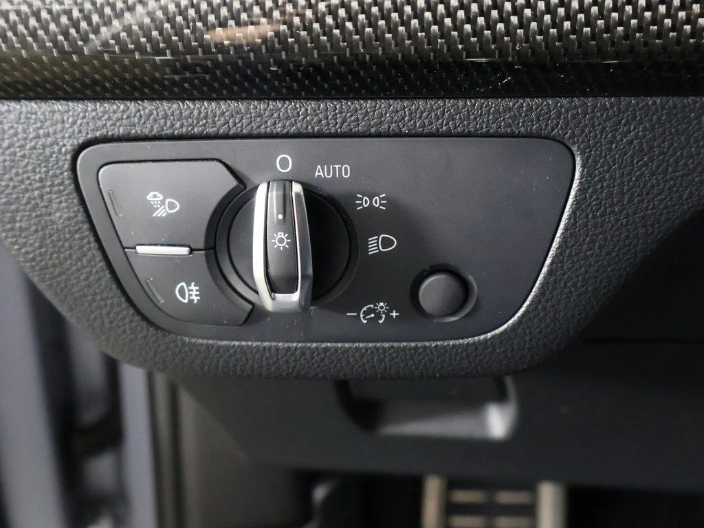 Used 2023 Silver Audi Premium Plus image 39