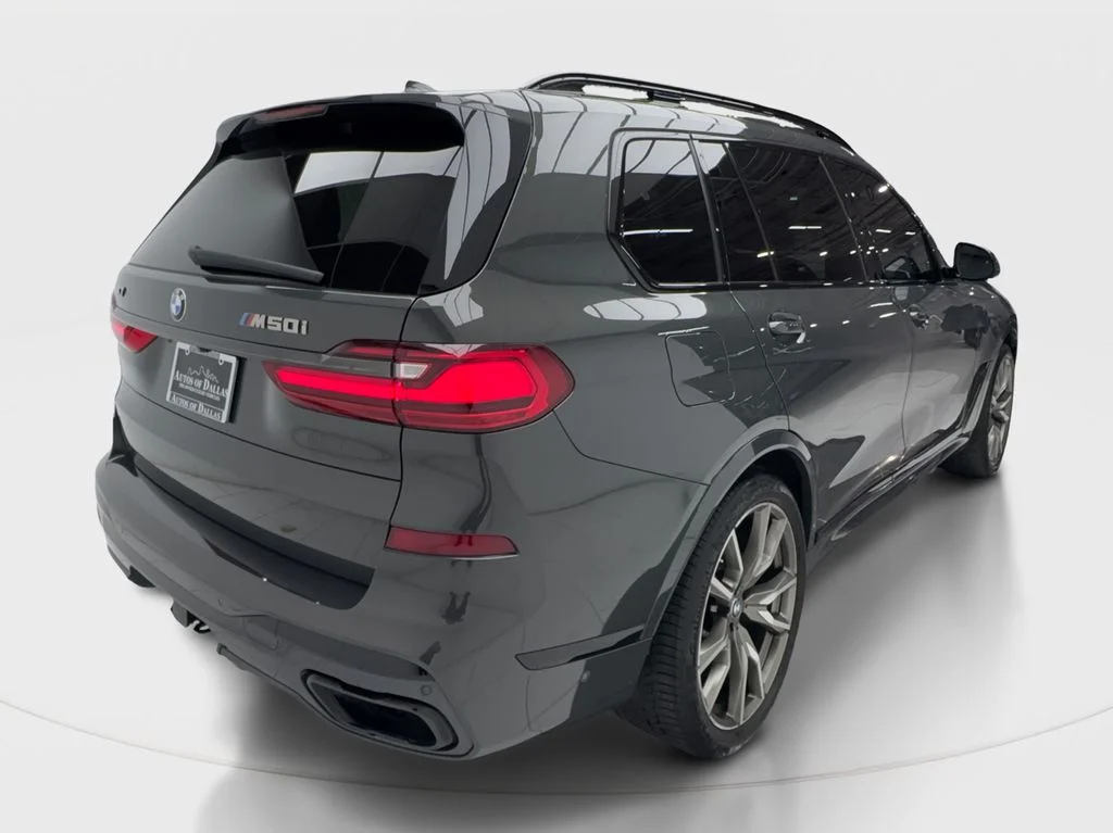 Used 2022 Gray BMW M50i image 9
