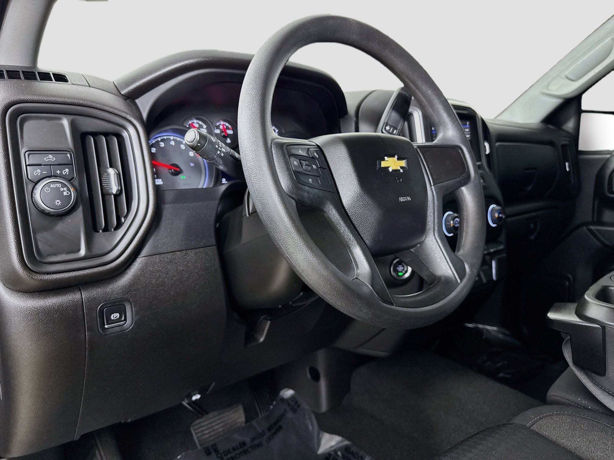 Used 2022 DARK ASH METALLIC Chevrolet Custom image 11