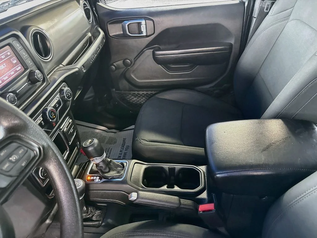 Used 2021 Black Jeep Unlimited Sport image 26
