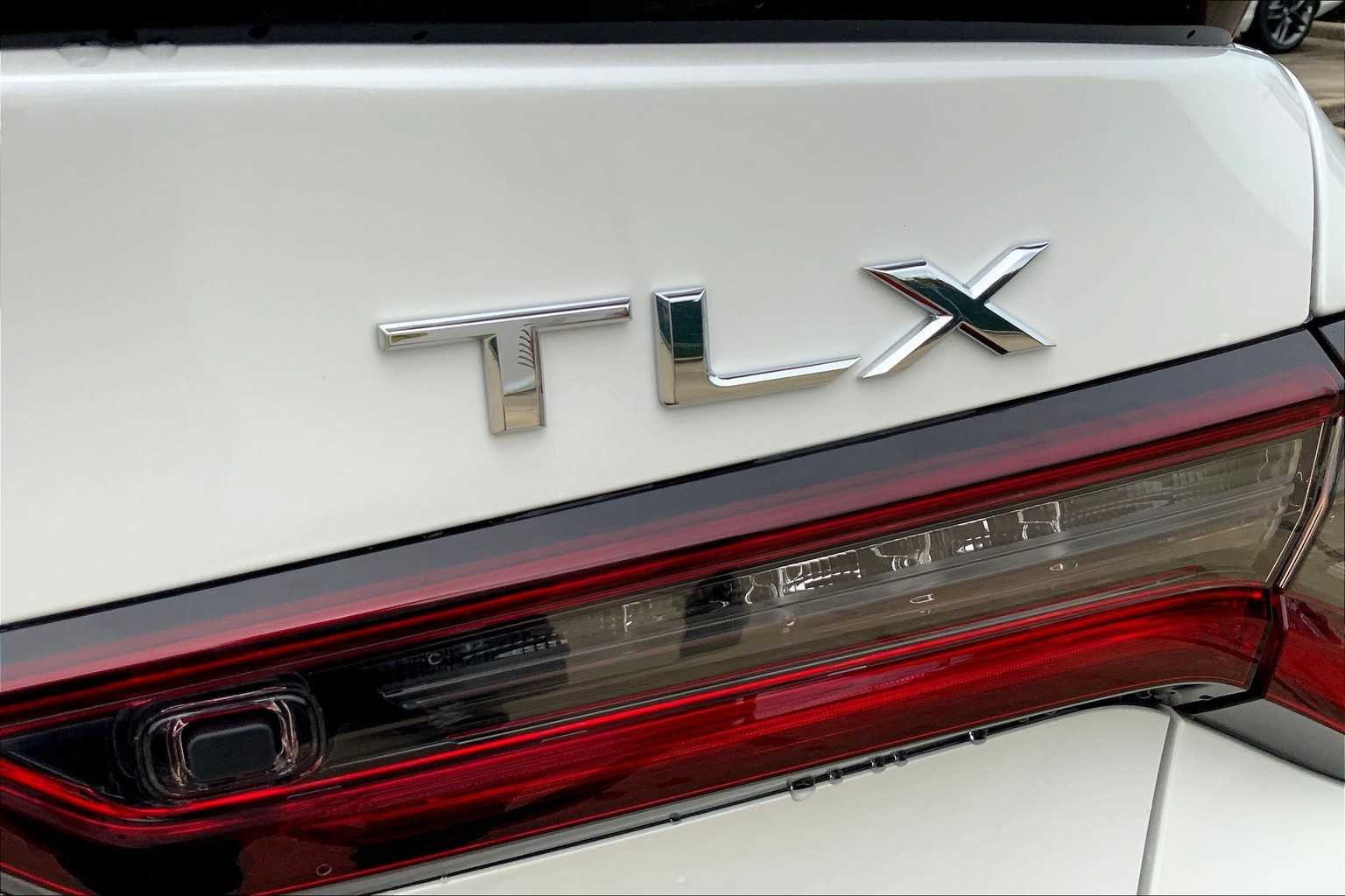 2025 Acura TLX A-Spec Package - Photo 15