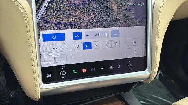 Used 2017 Blue Tesla 90D image 30