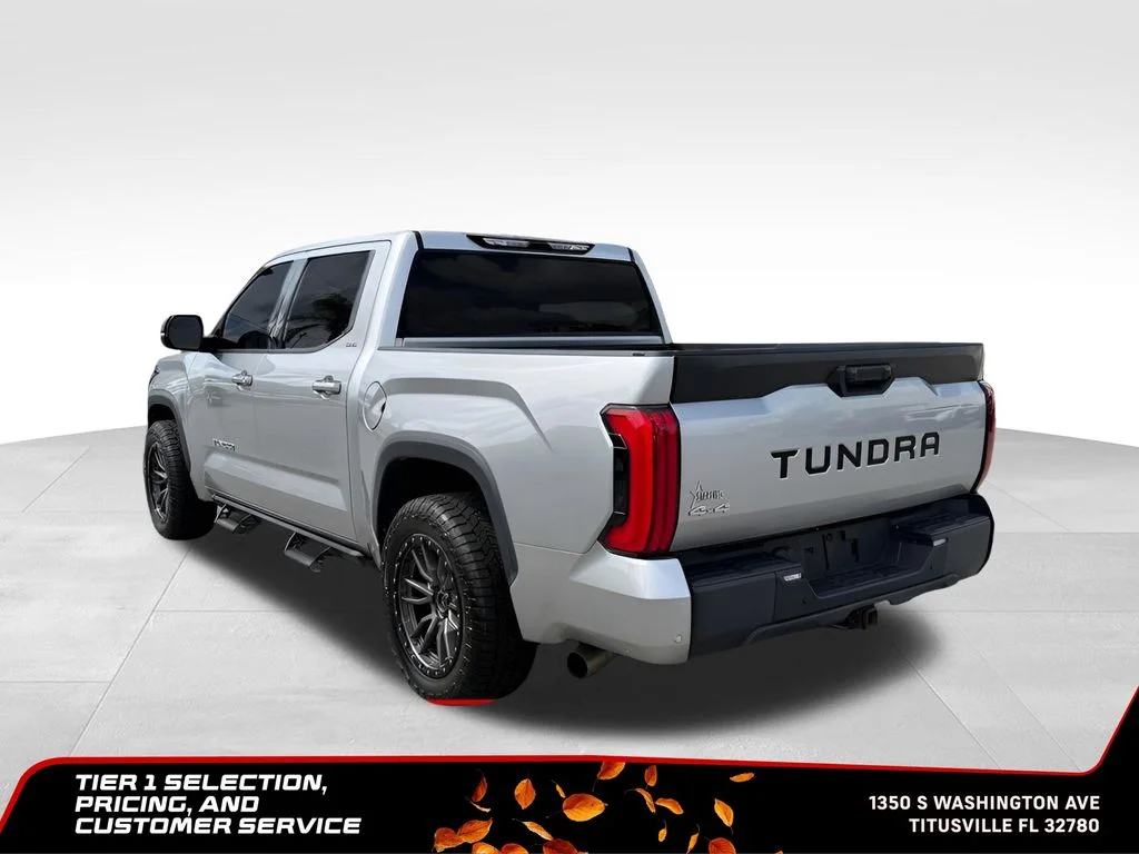 Used 2022 Silver Toyota SR5 image 5