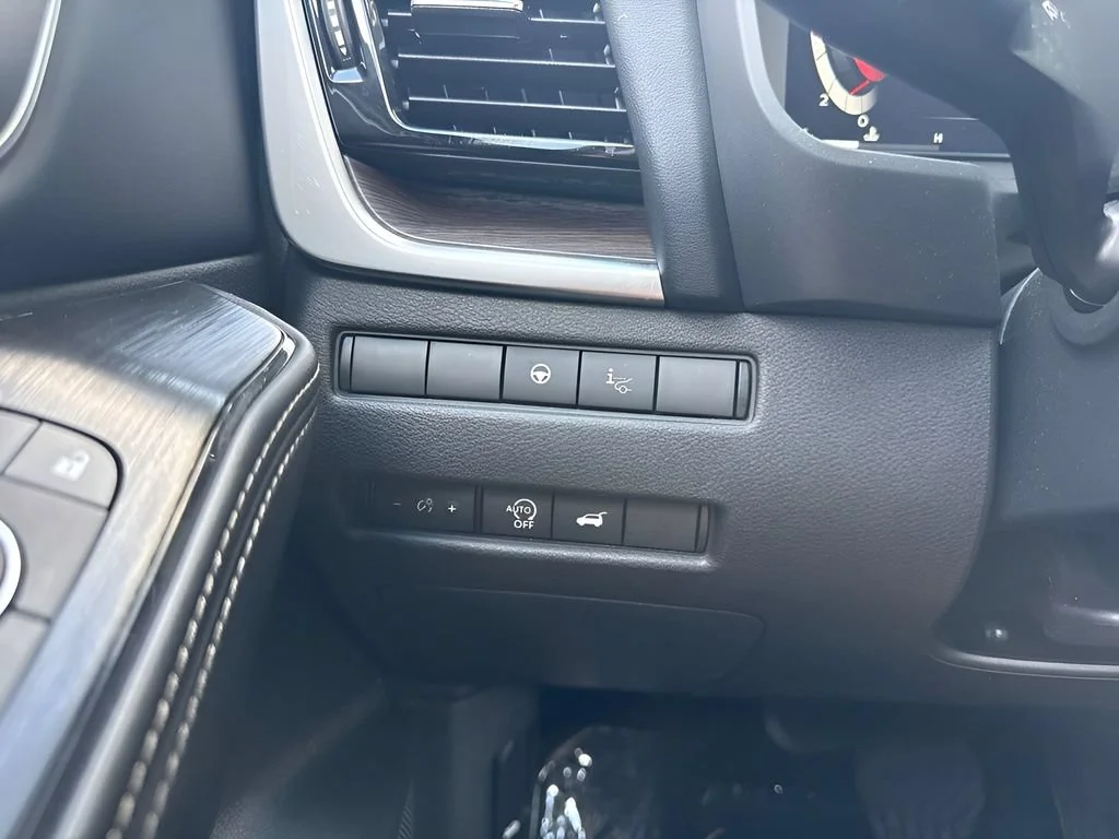 Used 2026 Blue Nissan Platinum image 25