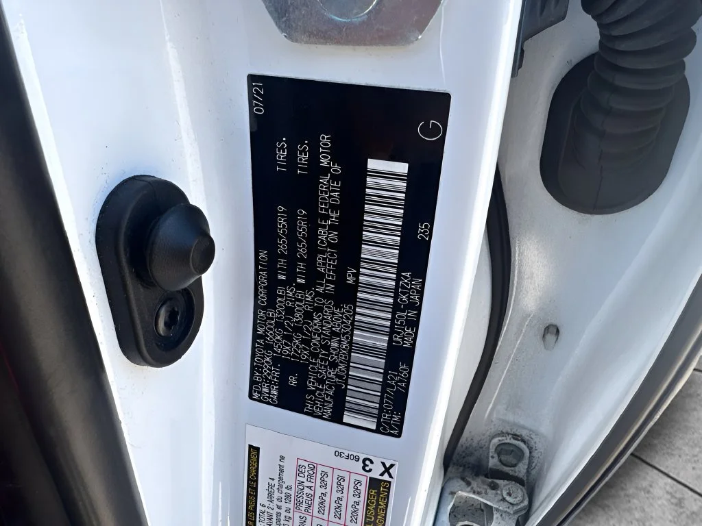 Used 2021 White Lexus 460 Luxury image 31