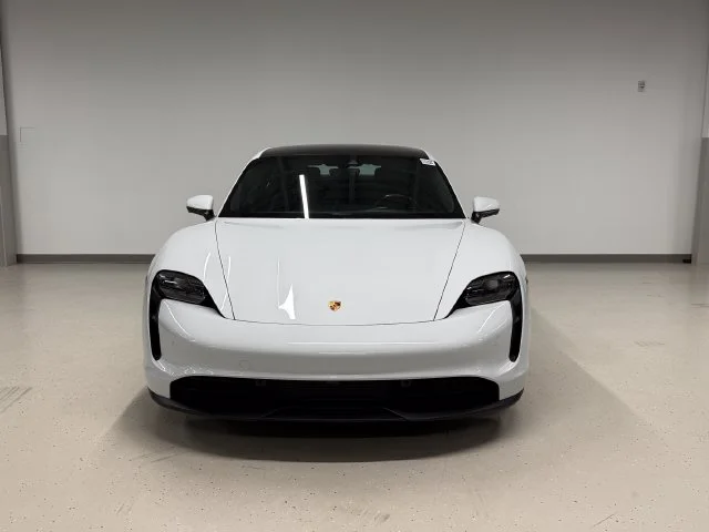 Certified Used 2021  Porsche 4S image 6