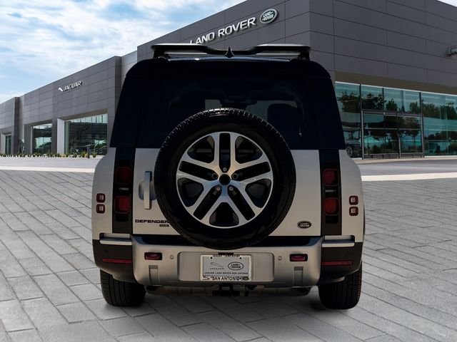 Certified Used 2023 Silver Land Rover SE image 4