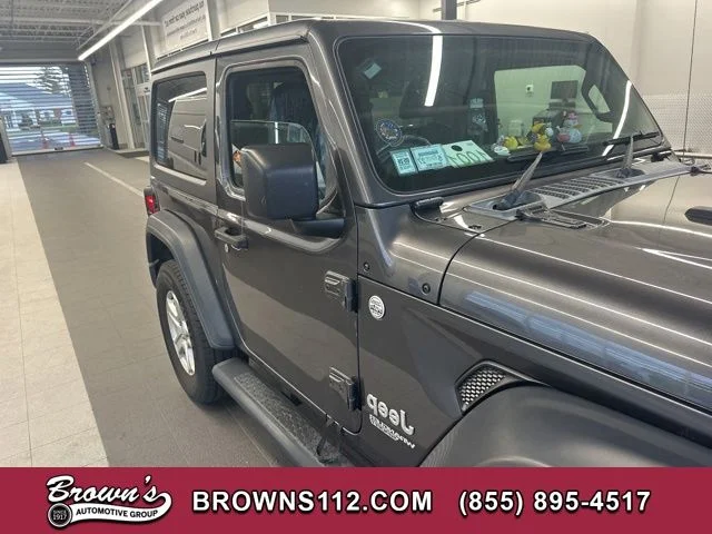 2020 Jeep Wrangler Sport S's photo