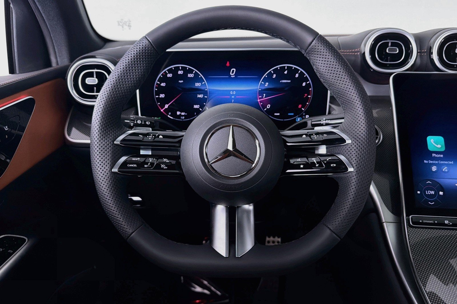 New 2026 Polar White Mercedes-Benz GLC 300 SUV image 17