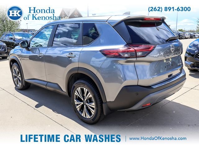 Used 2023 Gun Metallic Nissan SV image 3