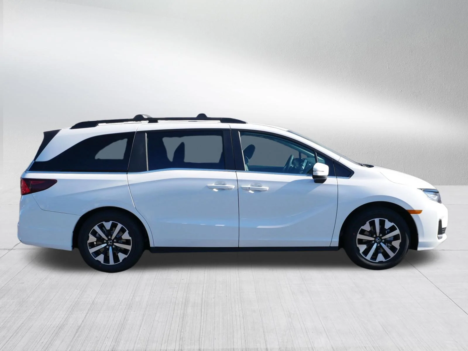 New 2026 Platinum White Pearl Honda EX-L image 8