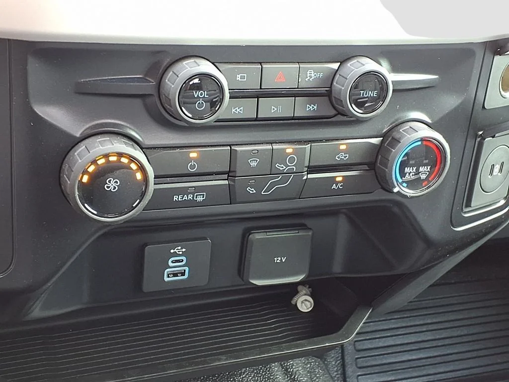 2026 Ford F-350 Super Duty XL - Photo 15
