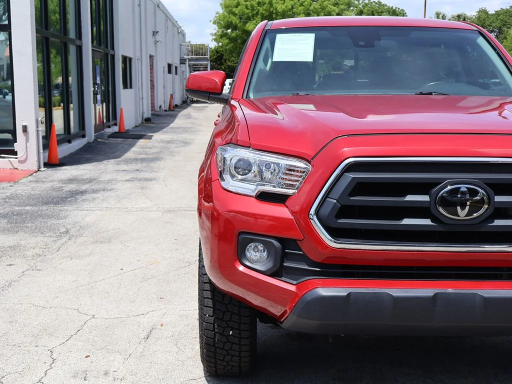 Used 2022 Red Toyota SR5 image 10
