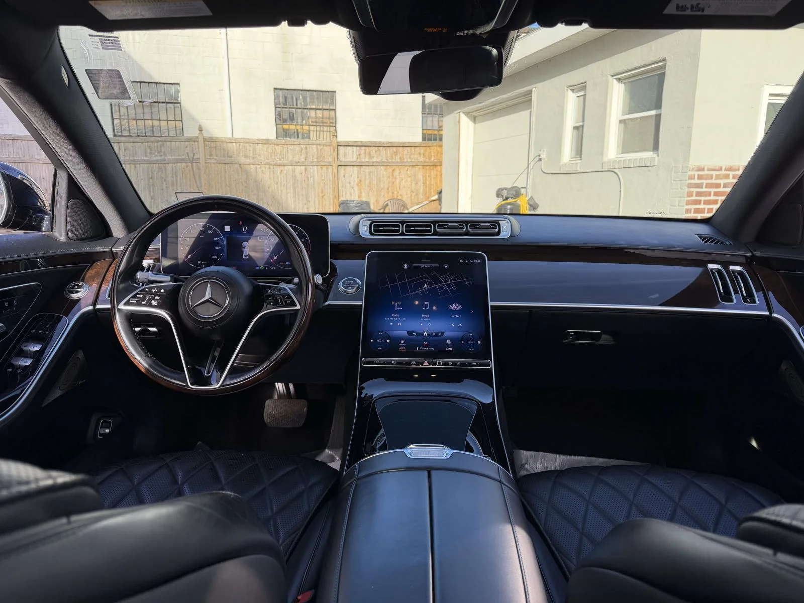 Used 2022  Mercedes-Benz S 500 image 22