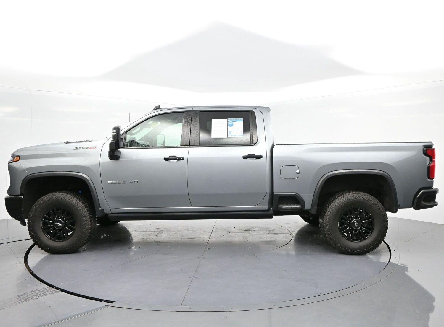 Used 2024 Sterling Gray Metallic Chevrolet ZR2 image 4