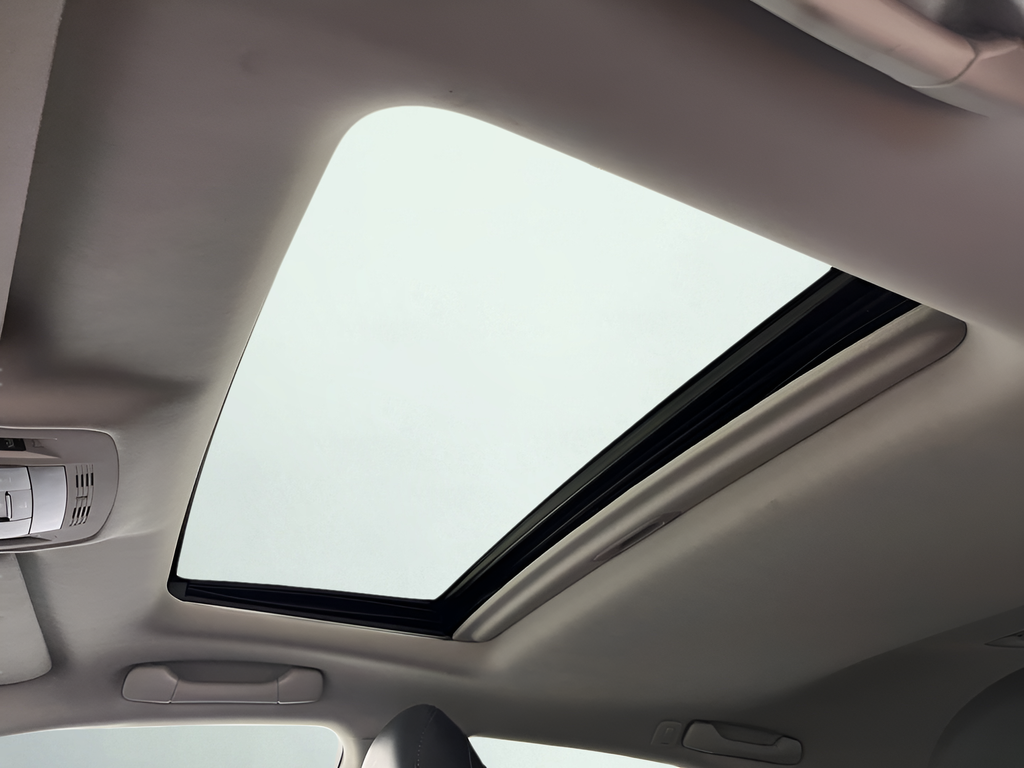 Used 2014 Black Lexus 350 image 24