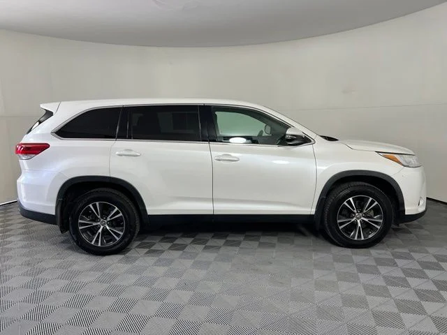 Used 2019 White Toyota LE image 8