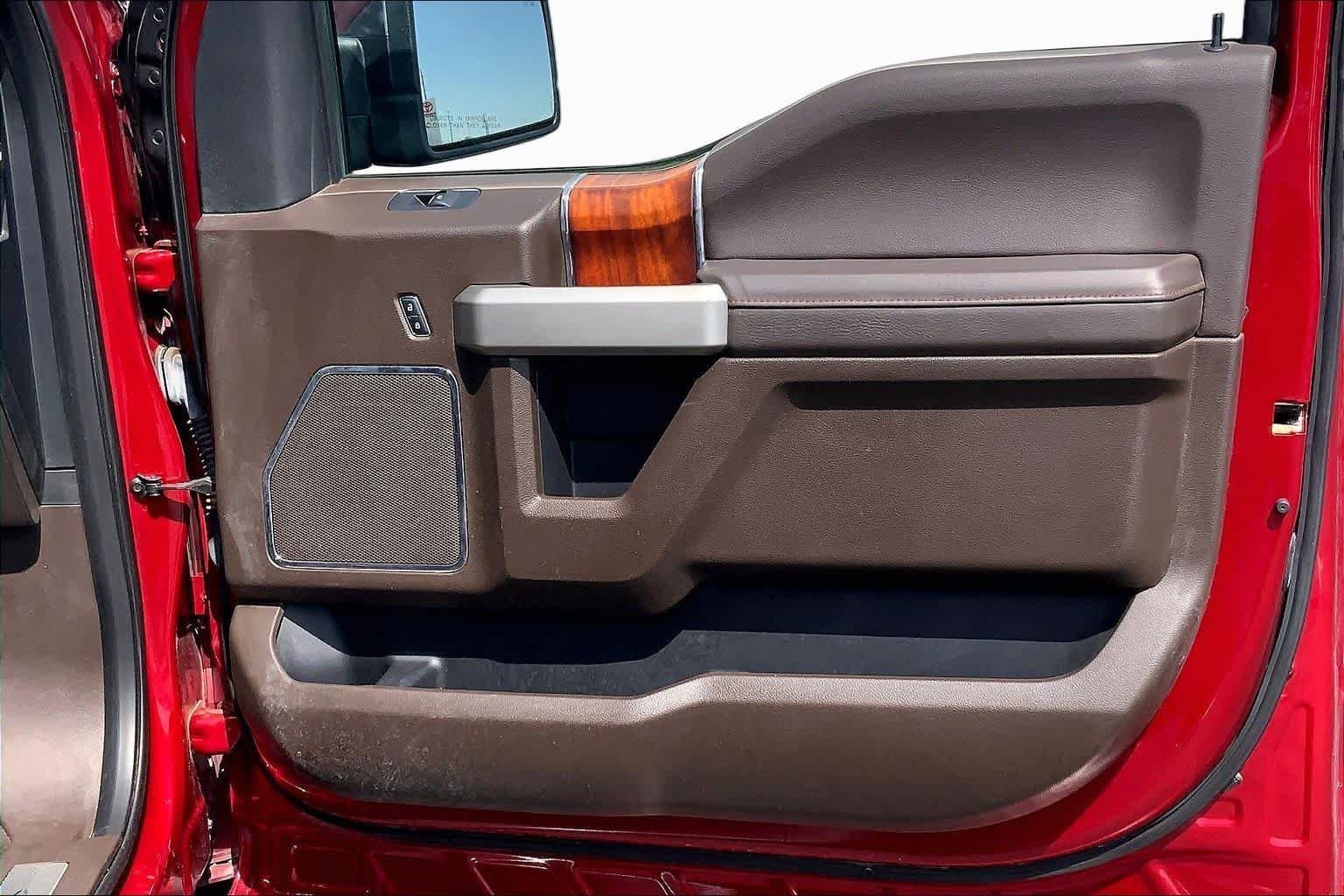 Used 2016 Ruby Red Metallic Clear Coat/Caribou Metallic Ford King Ranch image 23