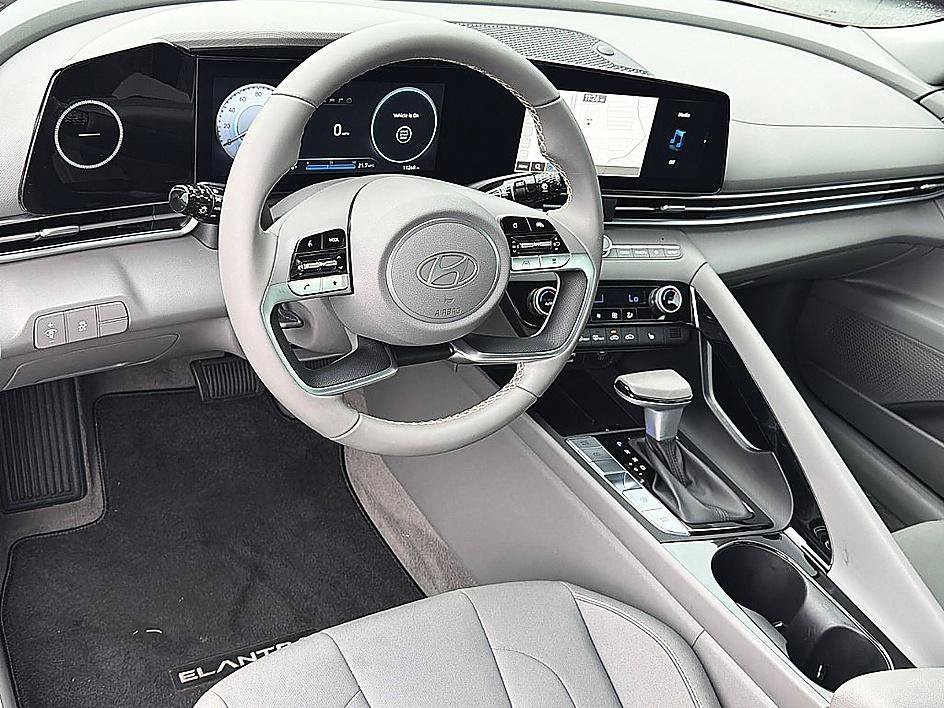 Certified Used 2025 Serenity White Hyundai SEL Convenience image 6
