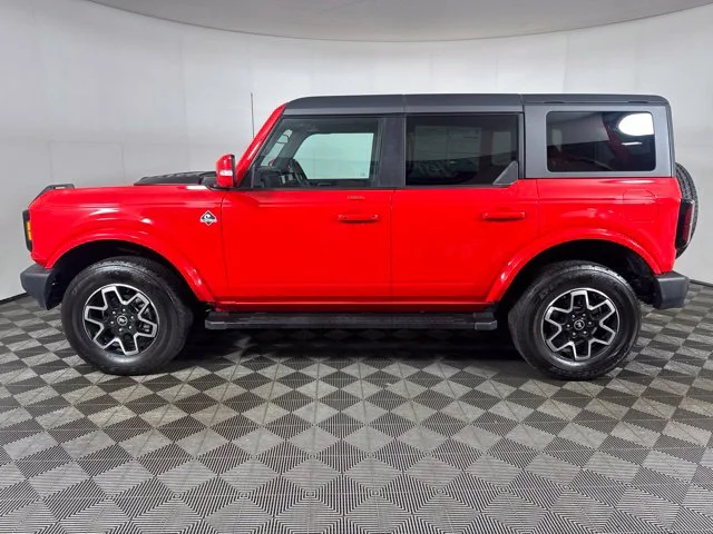 Used 2023 Red Ford Outer Banks image 7