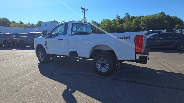 New 2026 Oxford White Ford F-350® XL image 35