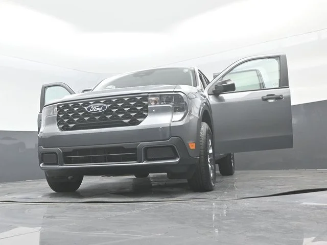 New 2026 Carbonized Gray Metallic Ford XLT image 29