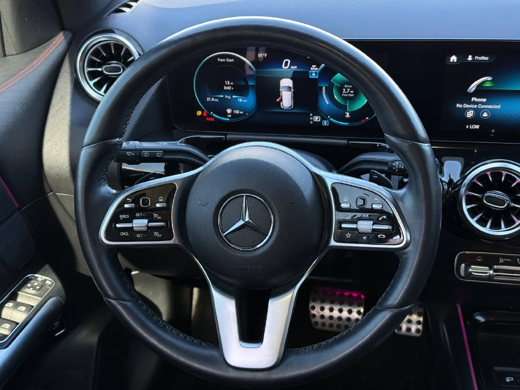 Used 2023 White Mercedes-Benz GLA 250 image 20