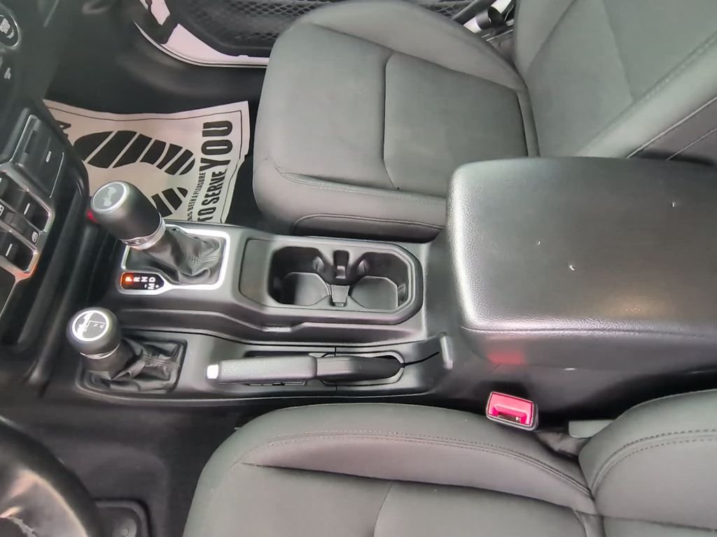 Used 2020 White Jeep Unlimited Sport S image 14