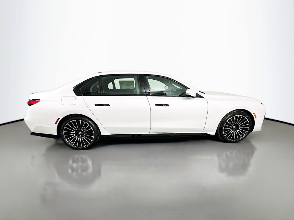 Used 2026 Mineral White Metallic BMW 750e xDrive image 4