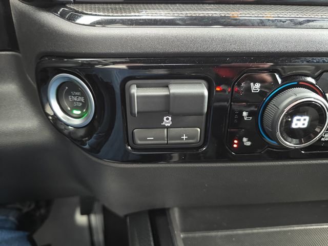 Used 2024 White Chevrolet ZR2 image 23