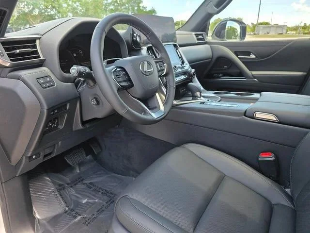 New 2026 Eminent White Pearl Lexus OVERTRAIL image 32
