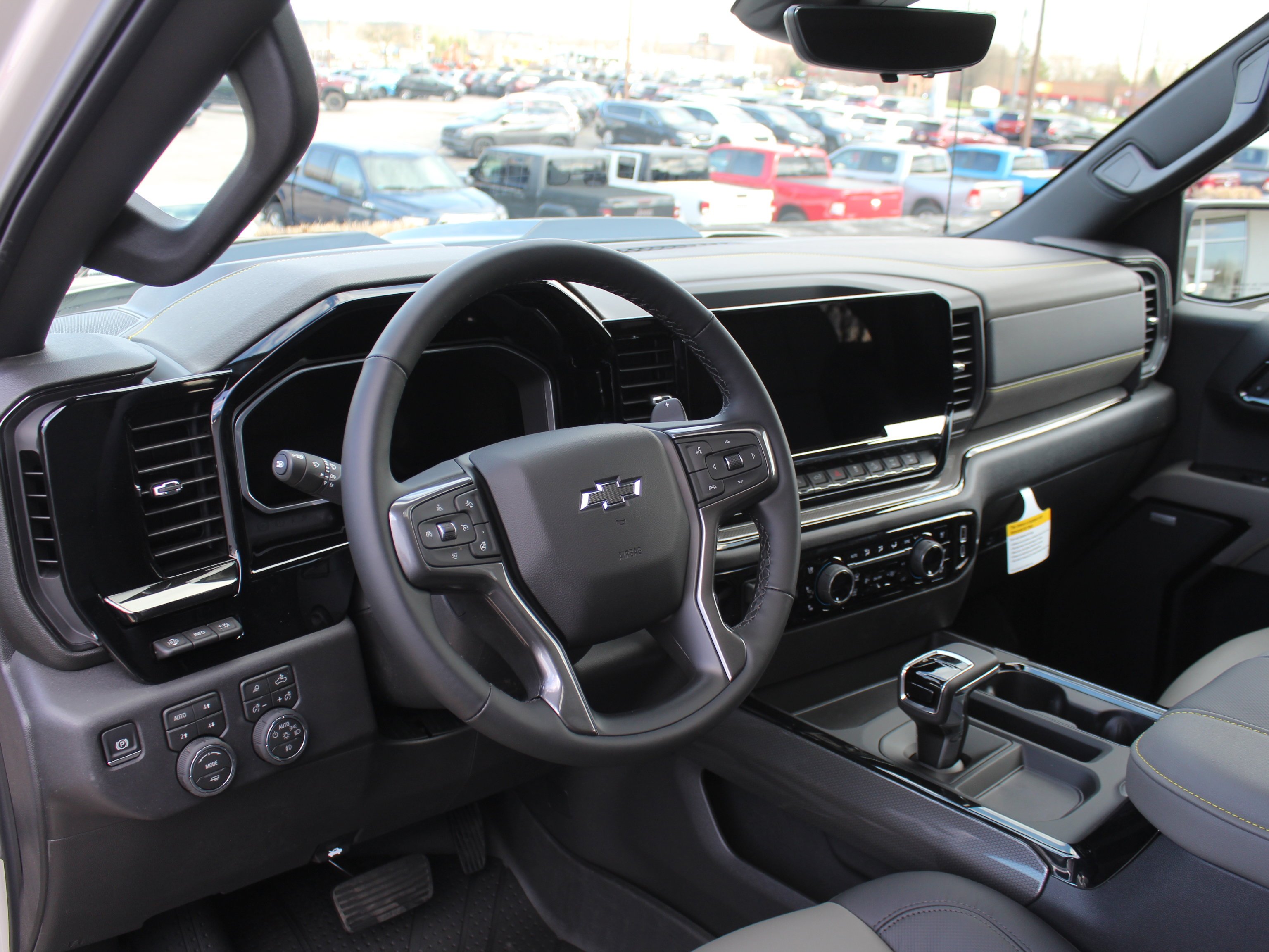 2026 Chevrolet Silverado 1500 ZR2 - Photo 11